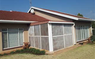 3 Bedroom Apartment in Potchefstroom Central