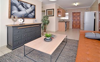 3 Bedroom House in Clayville