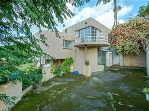 4 Bed House in Greenwood Park