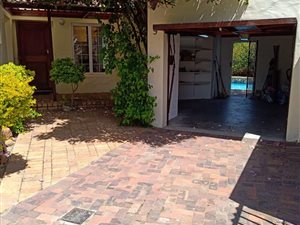 3 Bed House in Edgemead