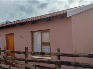 2 Bed House in Zwide