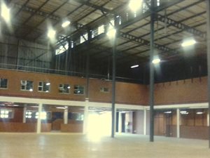 11000 m² Industrial space in Riverhorse Valley