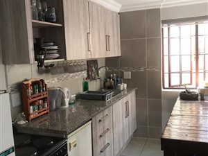 1 Bed Apartment in Nieuw Muckleneuk