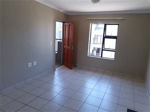 2 Bed Flat in Burgundy Estate