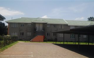 2 Bedroom Apartment in Glen Marais