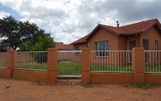 3 Bedroom House in Kathu