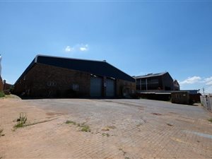 1950 m² Industrial space in Monavoni