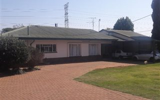5 Bedroom House in Kilner Park