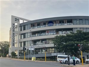 198 m² Commercial space in Umhlanga Ridge