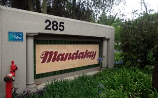 2 Bedroom Apartment in Bryanston