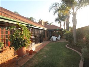 3 Bed Cluster in Beyers Park