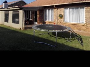 3 Bed Townhouse in Rietvalleirand