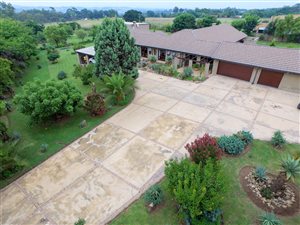 4 Bed House in Chartwell