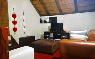 2 Bedroom Apartment in Douglasdale