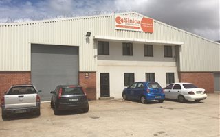 770 m² Industrial space in Deal Party