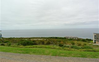 1151 m² Land available in Oubaai and surrounds