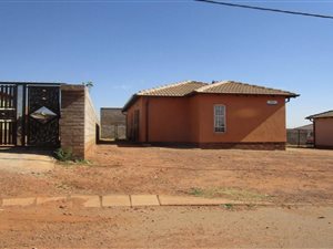 3 Bed House in Lenasia