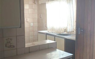 5 Bedroom House in Mohadin