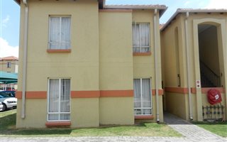 2 Bedroom Townhouse in Aeroton