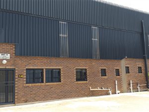 495 m² Industrial space in Driehoek