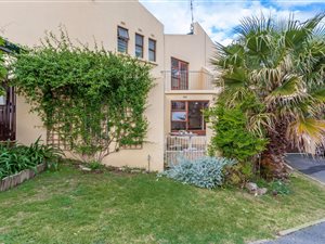 3 Bed Townhouse in Heldervue