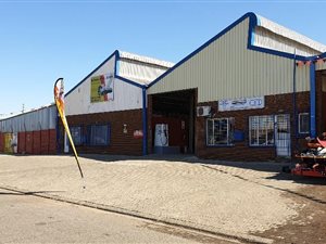 1500 m² Industrial space in Alrode