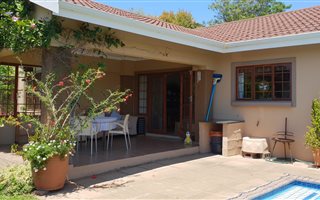 3 Bedroom House in Crestholme