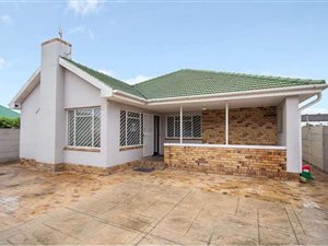 3 Bed House in Ottery