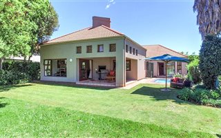 4 Bedroom House in Pecanwood