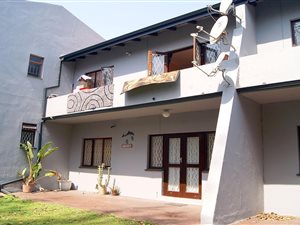 2 Bed Cluster in Port Edward