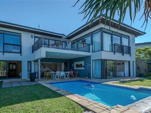 4 Bed House in Brettenwood Coastal Estate