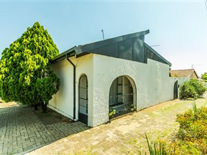 3 Bed House in Greymont