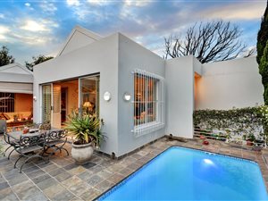 3 Bed House in Parktown North