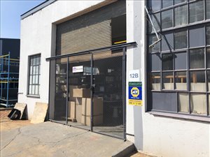 192 m² Industrial space in Waltloo