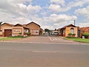 2 Bed Townhouse in Brentwood Park