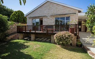 3 Bedroom House in Kenton-on-Sea
