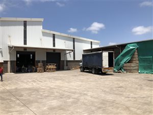 1872 m² Industrial space in Maxmead