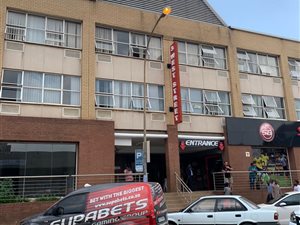 82 m² Commercial space in Kempton Park Central