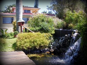 5 Bed House in Leisure Bay