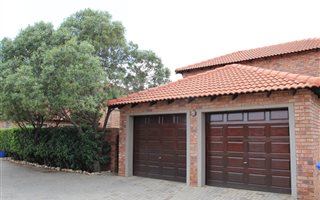 3 Bedroom Townhouse in Silver Lakes