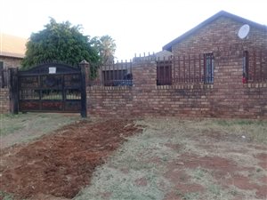 3 Bed House in Chantelle