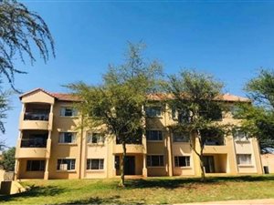 2 Bed Townhouse in Paramount Estate