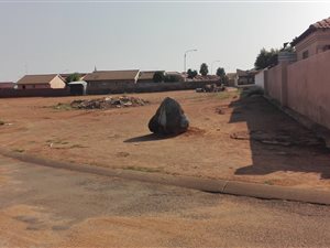 1836 m² Land available in Mabopane