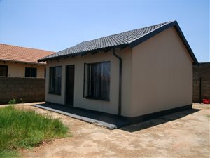 2 Bed House in Doornkop