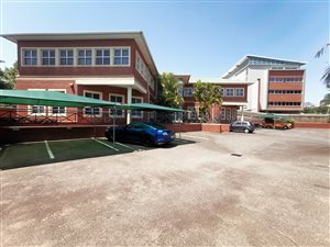 630 m² Commercial space in Mt Edgecombe