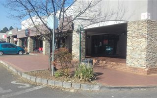178 m² Retail Space in Clubview
