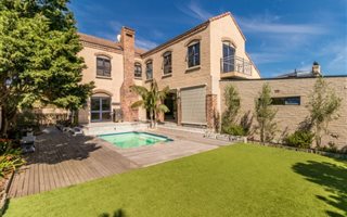 4 Bedroom House in Sunset Beach