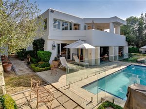 4 Bed Cluster in River Club