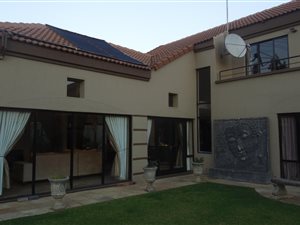 3 Bed Cluster in Lonehill