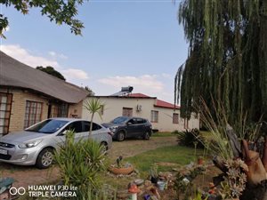 1.6 ha Smallholding in Vischkuil
